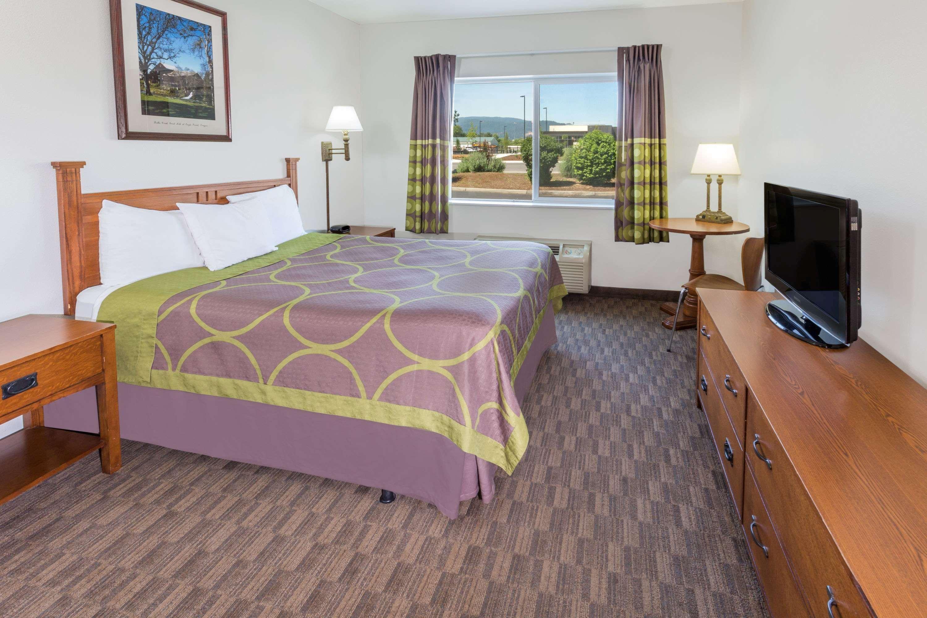Super 8 By Wyndham Central Pt Medford Central Point Zewnętrze zdjęcie